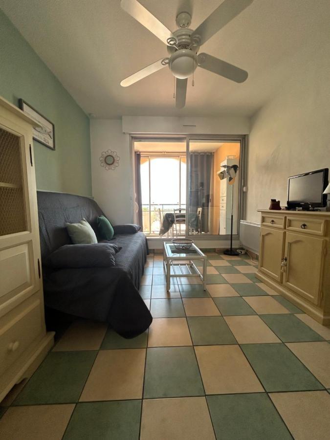 Studio Vue Mer Situe A Cote De La Plage Quartier Des Quilles セット エクステリア 写真