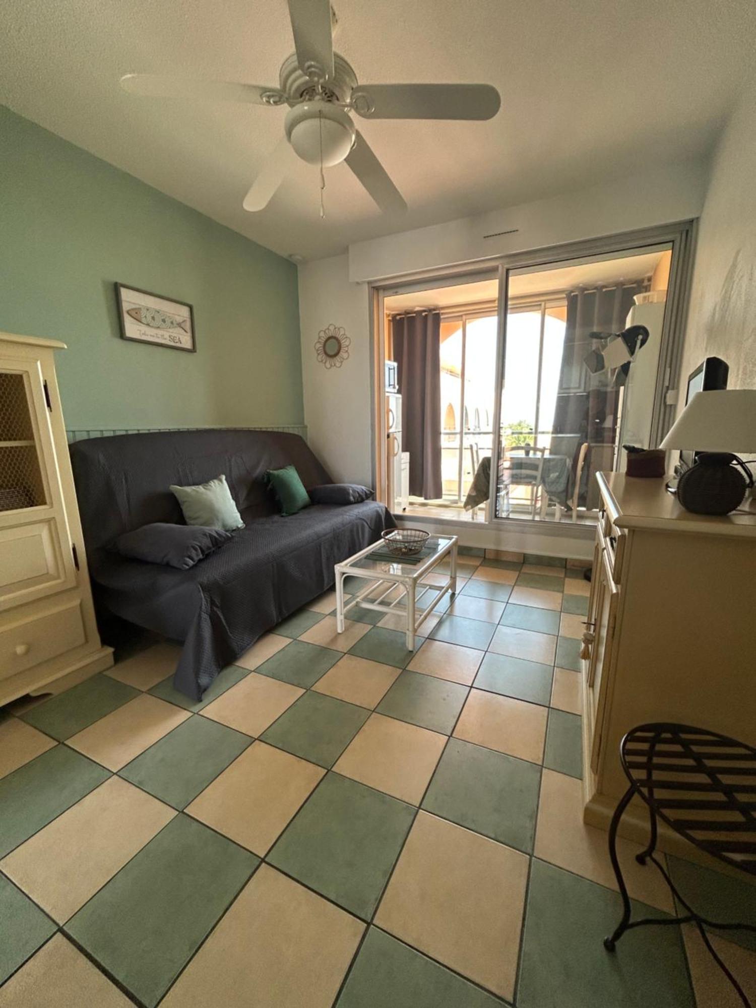 Studio Vue Mer Situe A Cote De La Plage Quartier Des Quilles セット エクステリア 写真